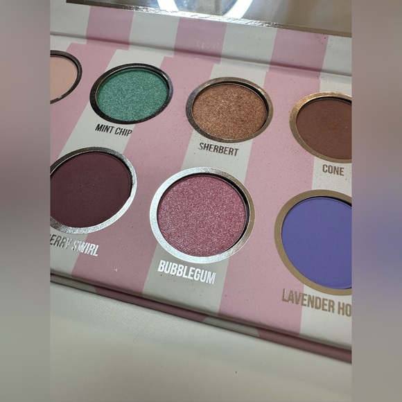 Dose of Colors EyesCream Eyeshadow Pallet Pastel Mattes Shimmer Limited Edition - Picture 7 of 11